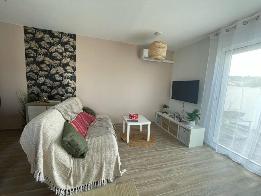 Appartement 53 M² - Pignans Au Coeur Du Var 外观 照片